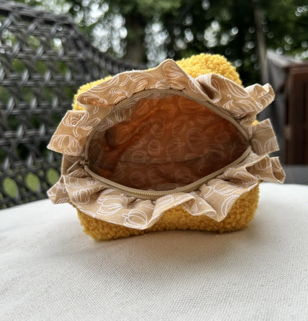 Ruffles Petite Pouch