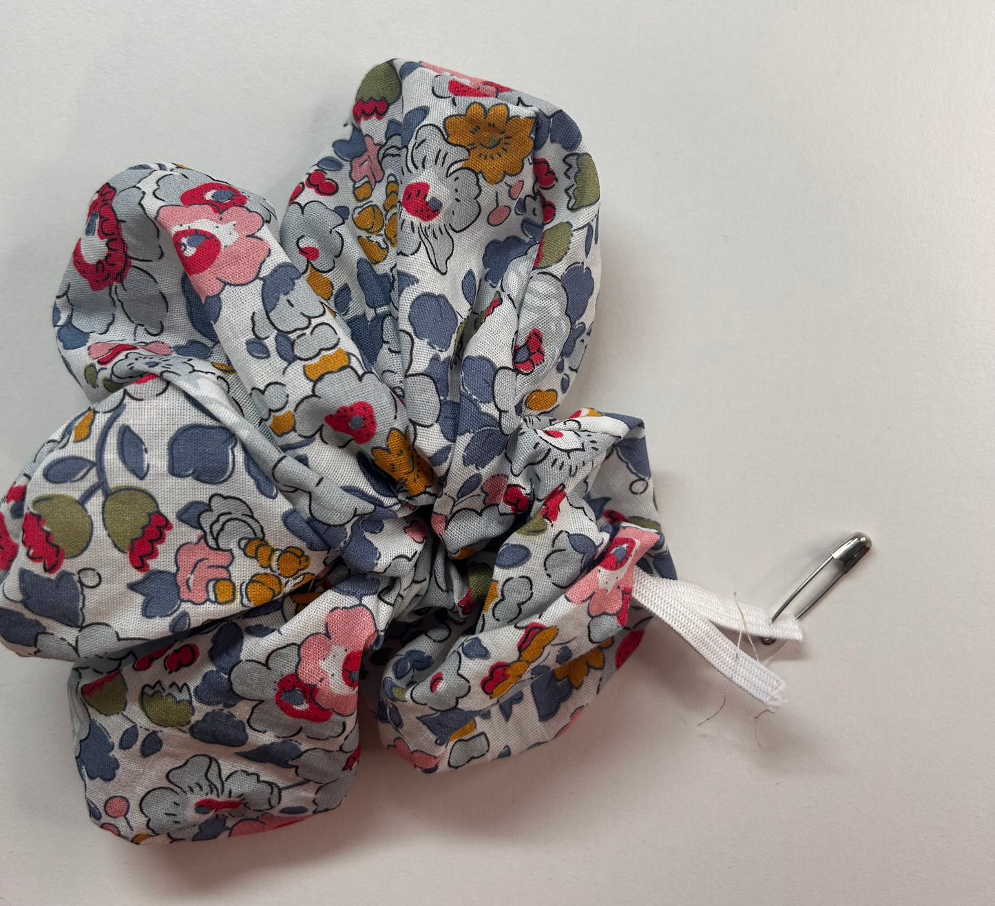 3 Sizes Flower Scrunchie Pattern| Easy Sewing PDF