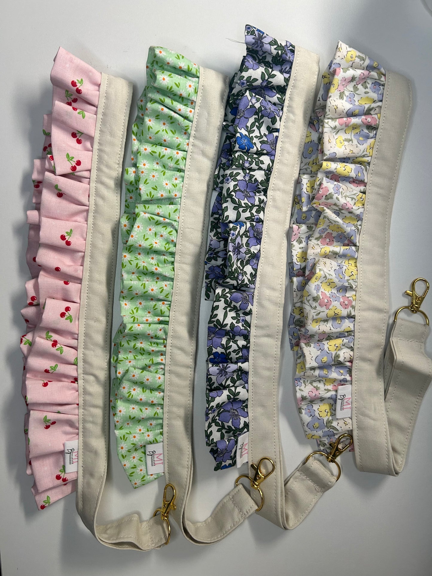 Ruffle Lanyard 🌷