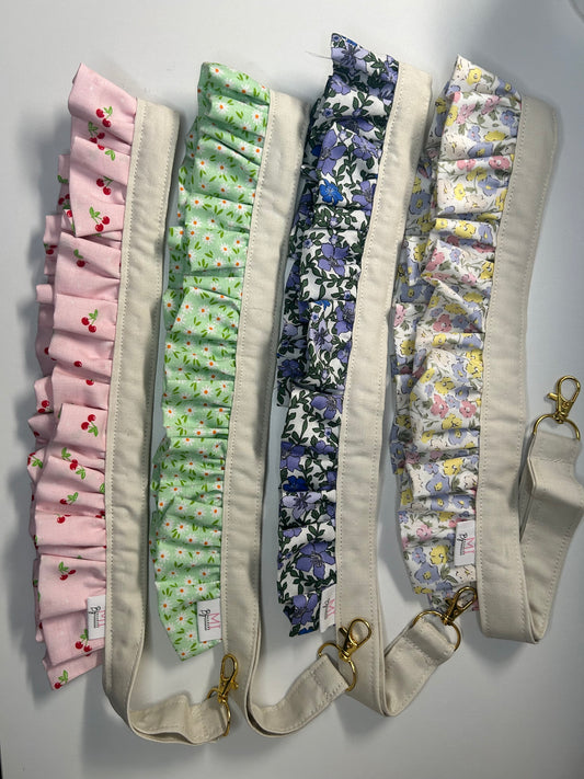 Ruffle Lanyard 🌷