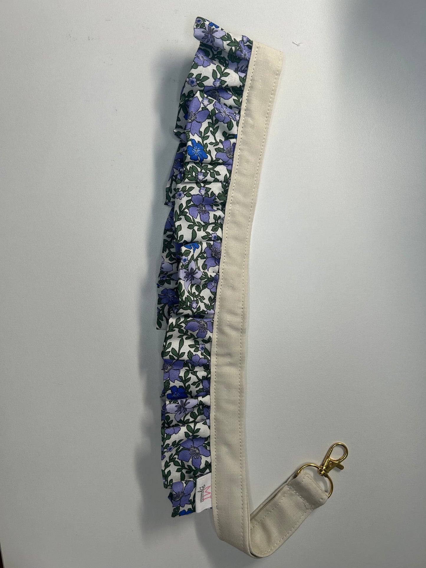 Ruffle Lanyard 🌷
