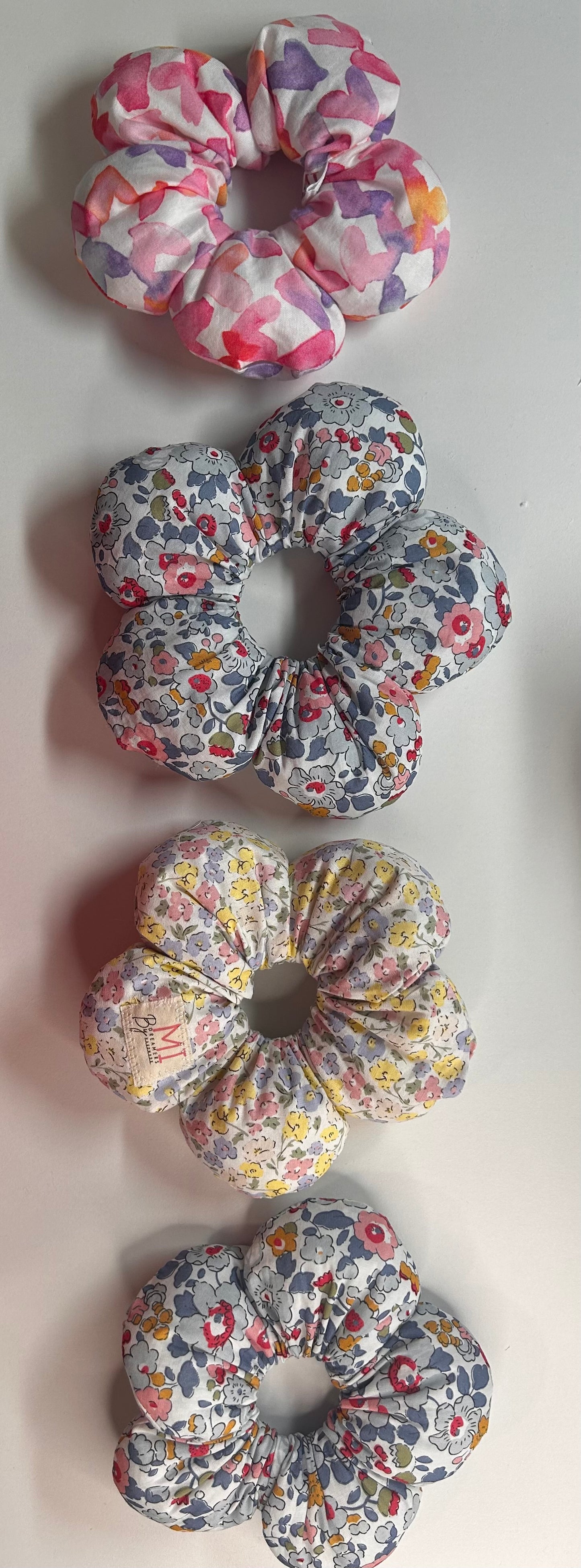3 Sizes Flower Scrunchie Pattern| Easy Sewing PDF