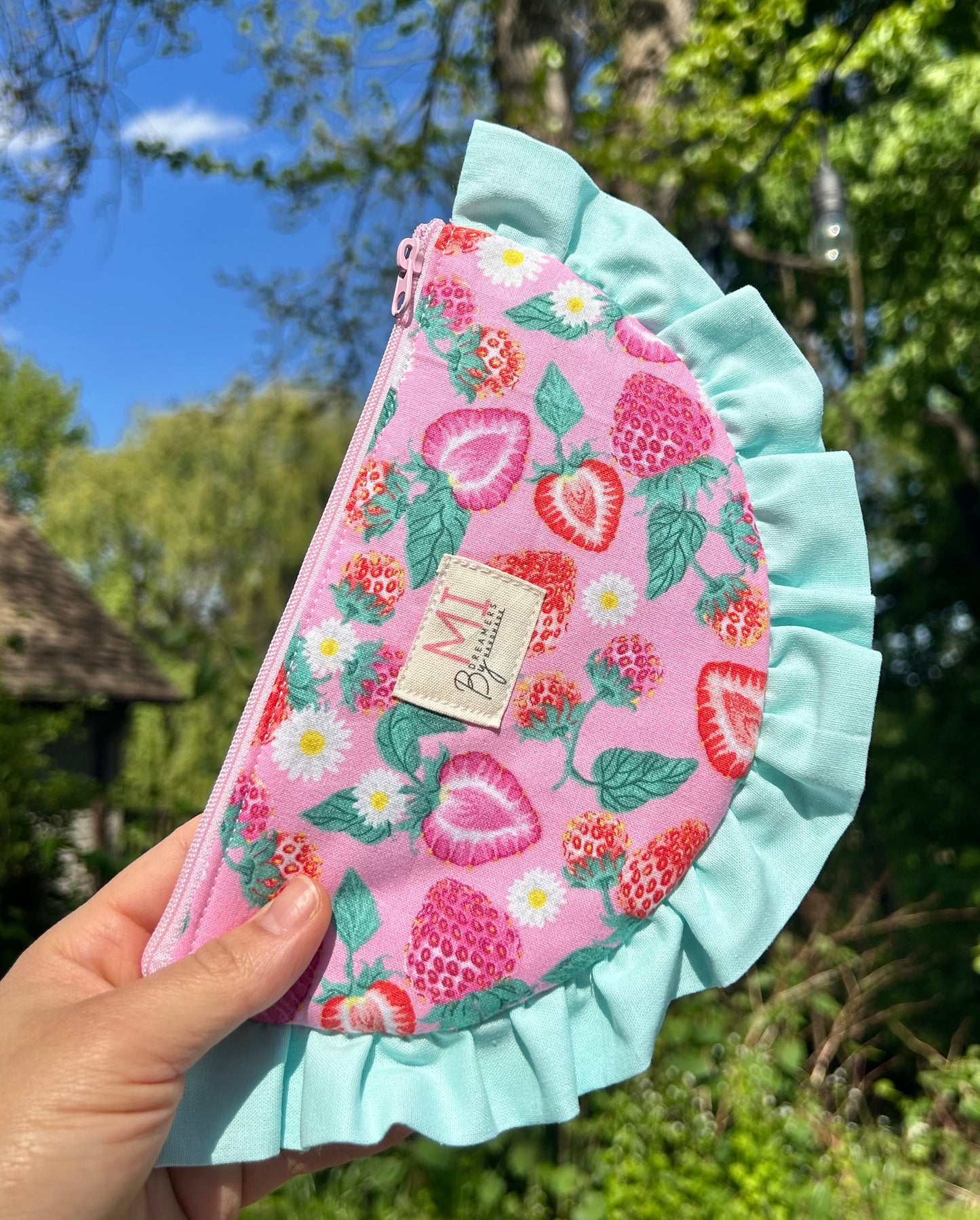 Ruffle Pouch
