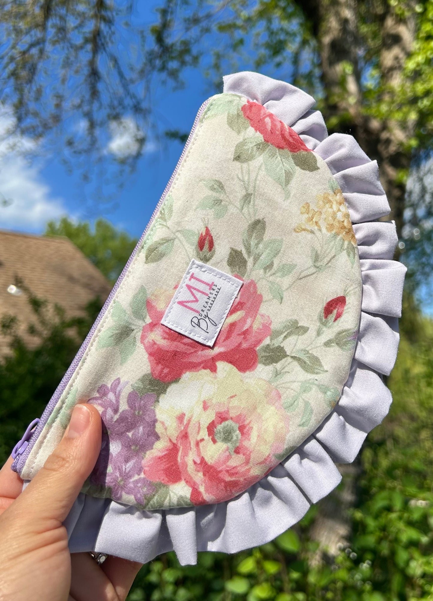 Ruffle Pouch
