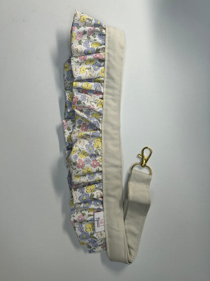 Ruffle Lanyard 🌷