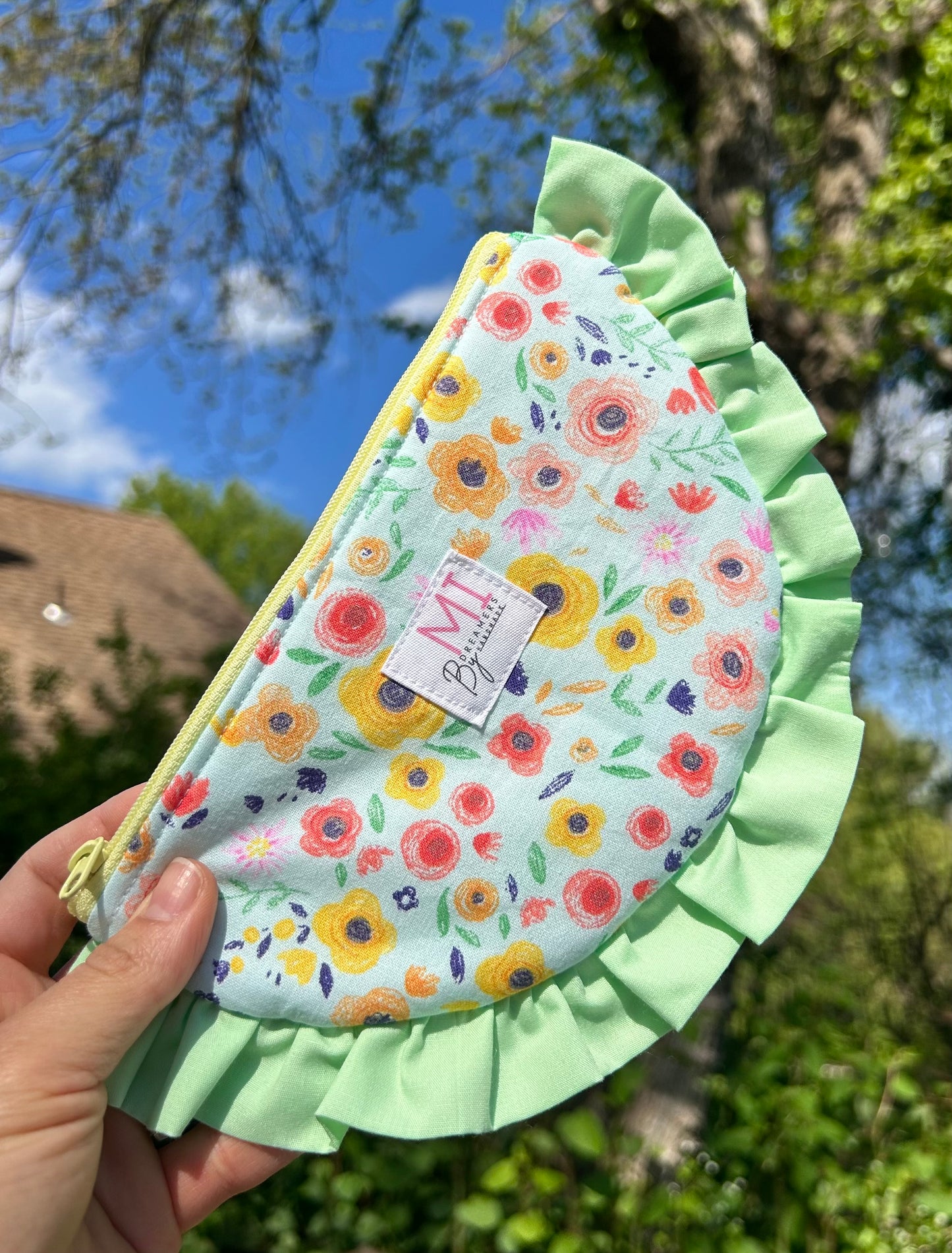 Ruffle Pouch