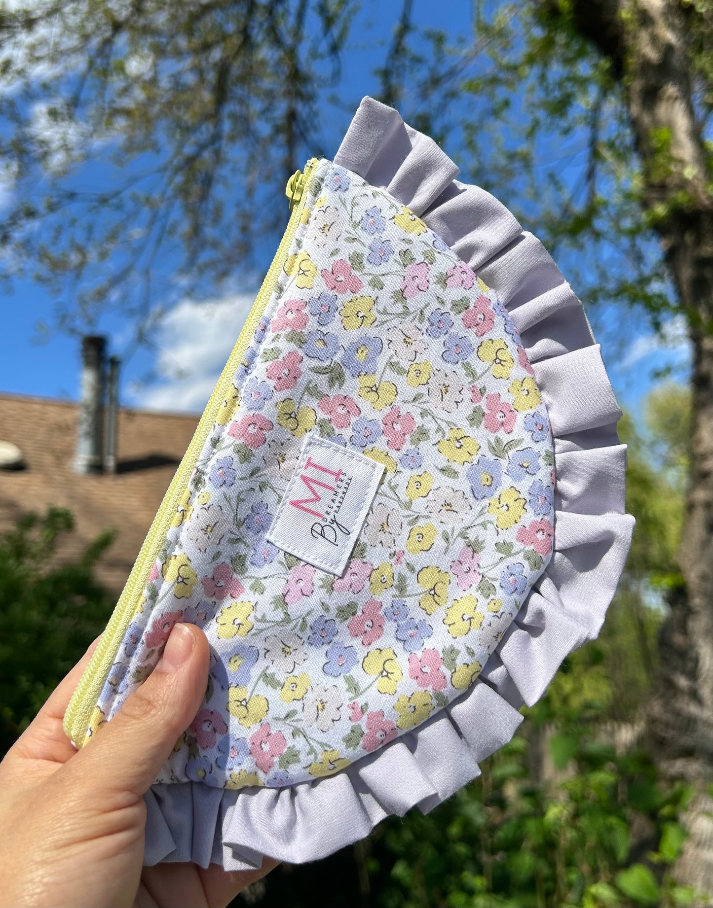 Ruffle Pouch