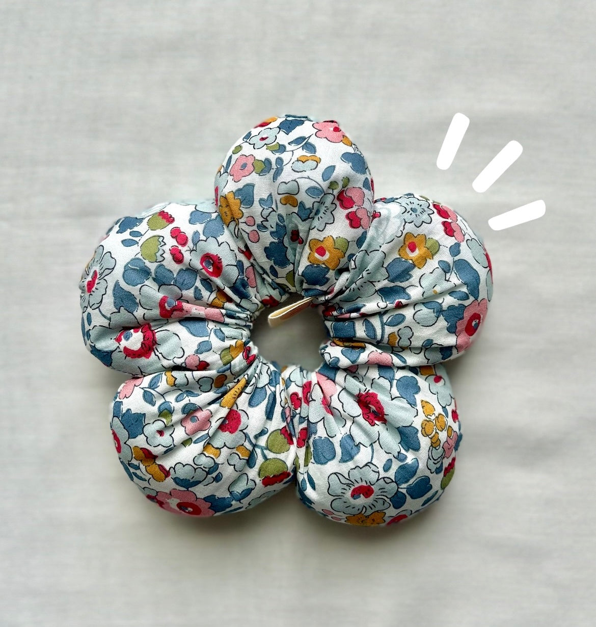 Flower Scrunchie